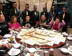 12万吃瓜群众,揭秘网络热点背后的故事