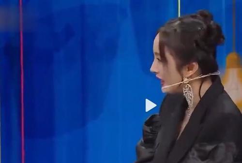 高情商回答吃瓜群众怎么说,高情商应对“吃瓜群众”的智慧指南